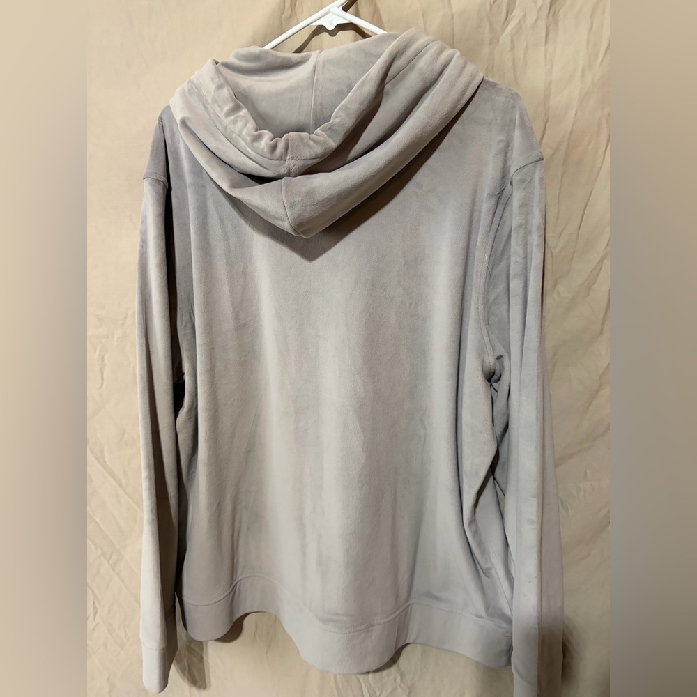 Barefoot dreams sweatshirt - Picture 3 of 4